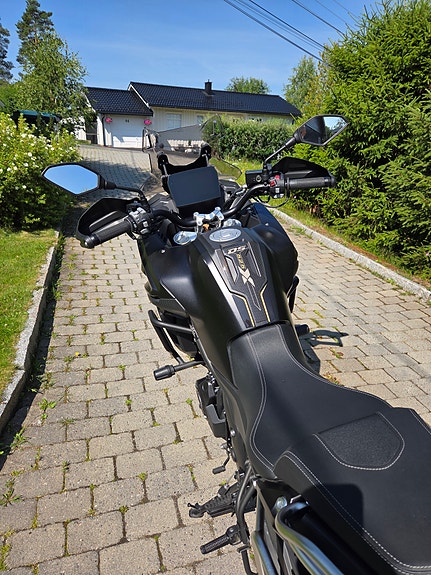 VOGE DS525X black knight 3 of 16
