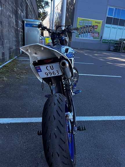 Husqvarna TE 300i 3 of 5