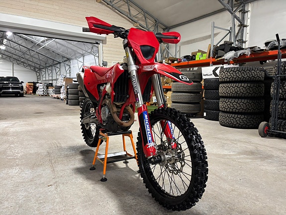 GasGas EC 250F 2 of 5