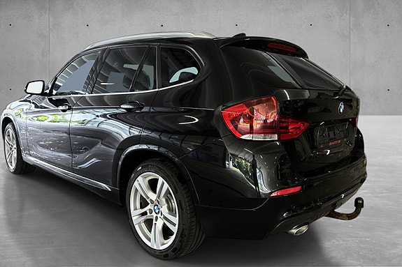 BMW X1 3 of 15