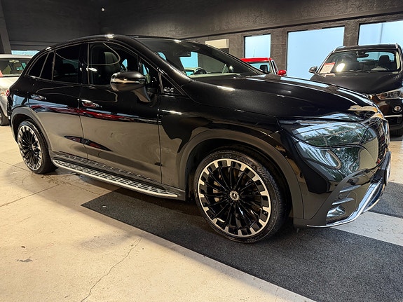 Mercedes-Benz EQE350 5 of 5