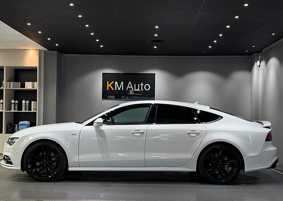 Audi A7 4 of 5