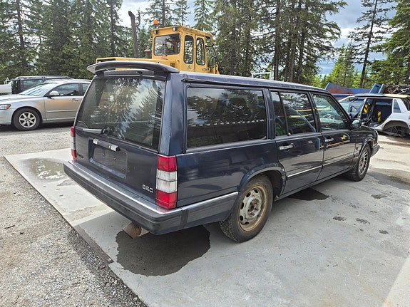 Volvo 960 3 of 5