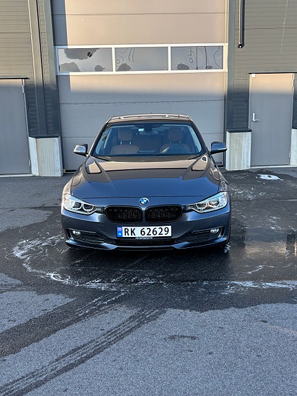 BMW 320d 3 of 30