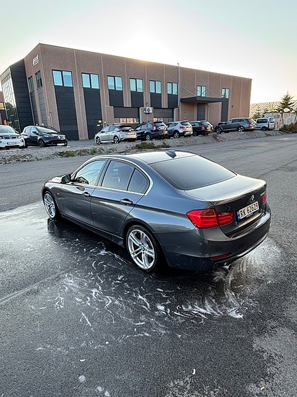 BMW 320d 6 of 30