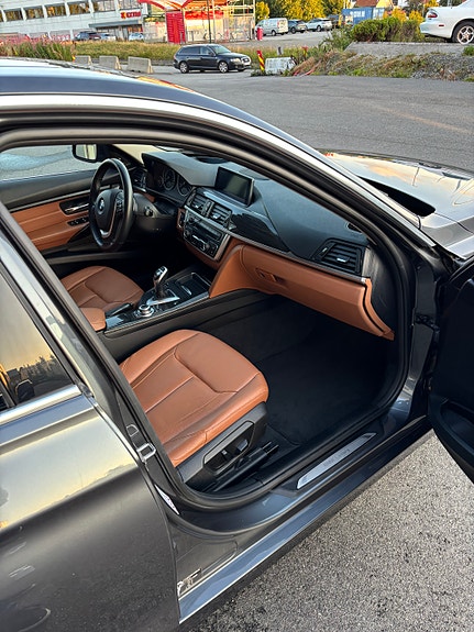 BMW 320d 18 of 30