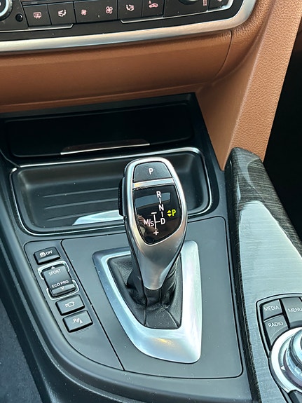 BMW 320d 28 of 30