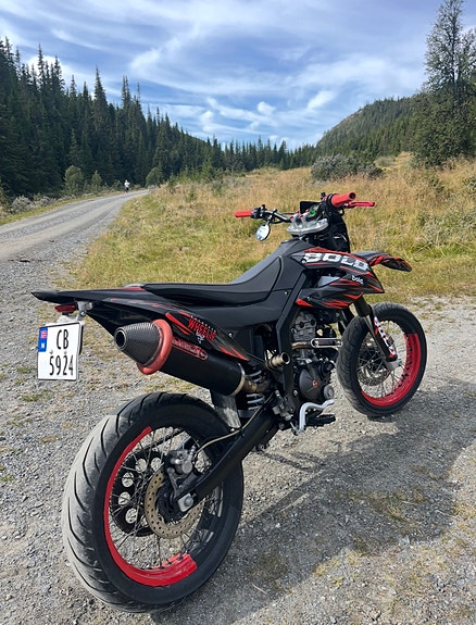 Aprilia SX 125 Super Motard 4 of 4