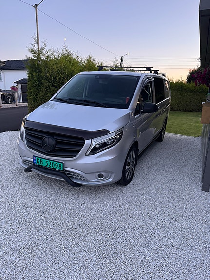 Mercedes-Benz Vito 119 2 of 5