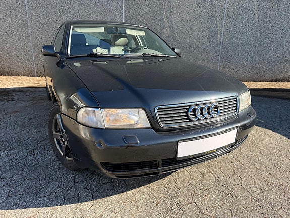 Audi A4 3 of 30