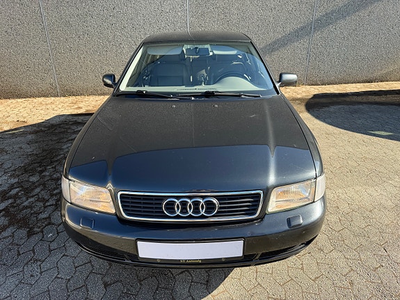 Audi A4 24 of 30