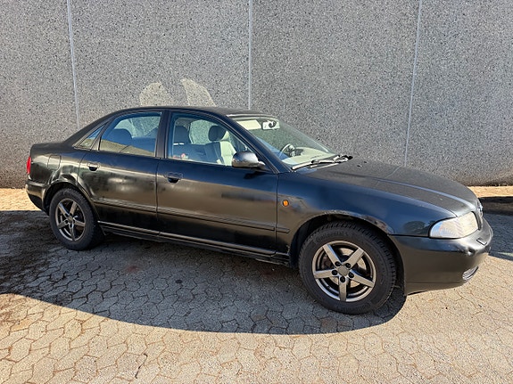 Audi A4 2 of 30