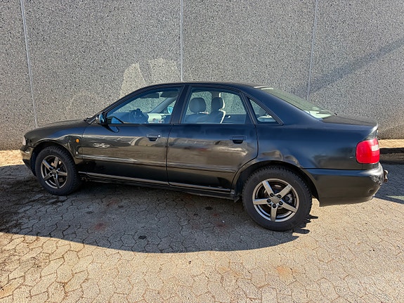 Audi A4 16 of 30