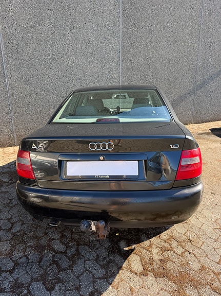 Audi A4 9 of 30