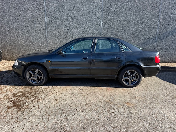 Audi A4 17 of 30