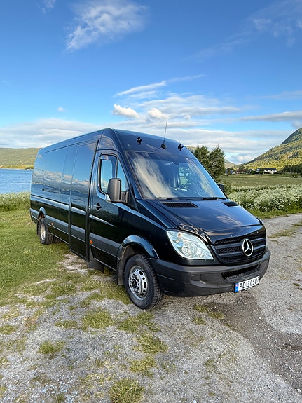 Mercedes-Benz 4 of 5
