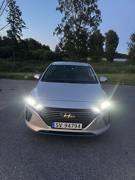 Hyundai IONIQ 4 of 5