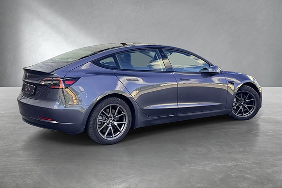 Tesla Model 3 5 of 14
