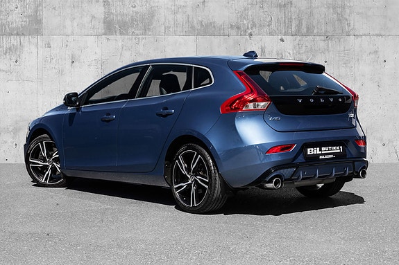 Volvo V40 5 of 5