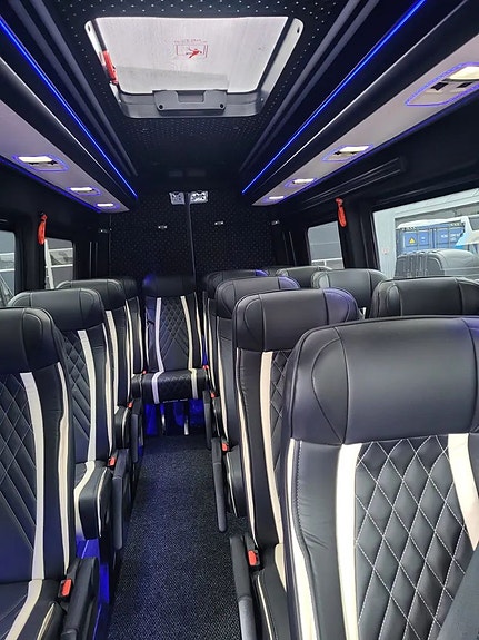 Mercedes-Benz Sprinter 519 Harmony, klar for bygging helt etter dine ønsker! 19 of 23