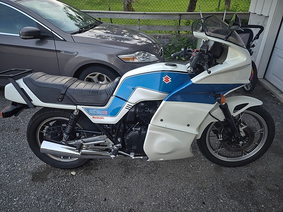 Suzuki GSX 1100ES 2 of 7