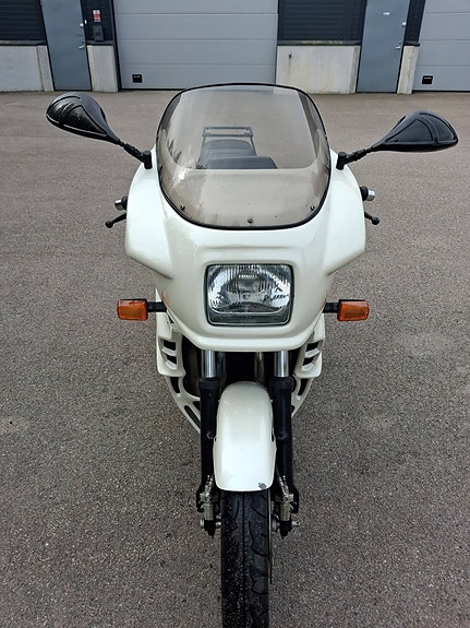Suzuki GSX 1100ES 4 of 7