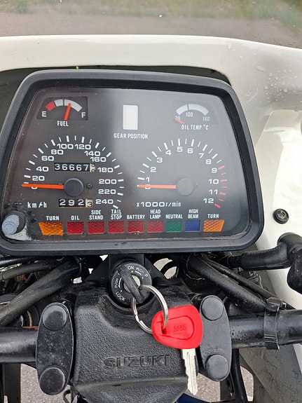 Suzuki GSX 1100ES 7 of 7