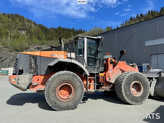 Hitachi ZW310 Hjullaster m/ Skuffe og Pallegafler - 7200 timer! SE VIDEO 7 of 30