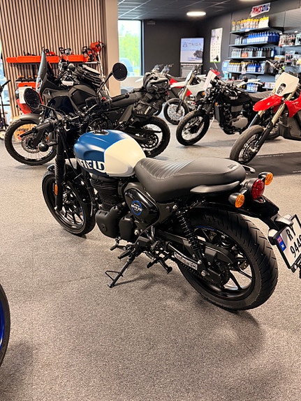 Royal Enfield HNTR 350 4 of 5