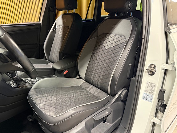 Volkswagen Tiguan 13 of 23