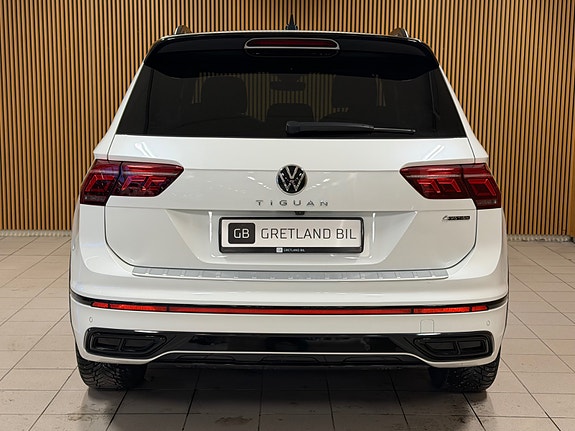 Volkswagen Tiguan 5 of 23