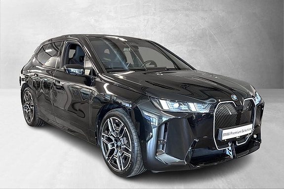 BMW iX 3 of 5