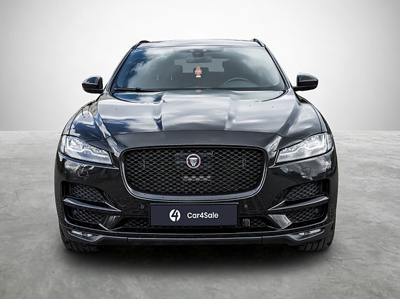 Jaguar F-PACE 9 of 18