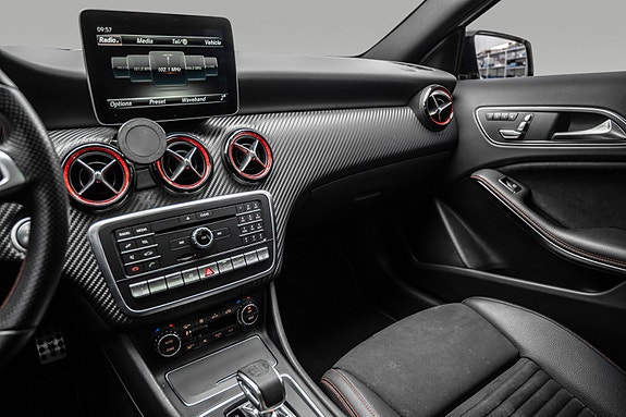 Mercedes-Benz A45 25 of 30