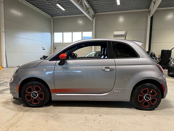 Fiat 500e 2 of 5