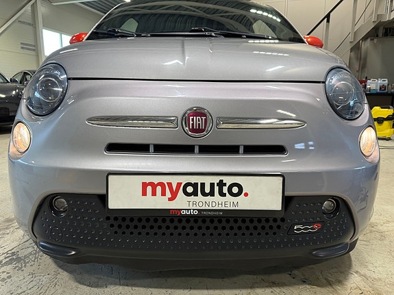 Fiat 500e 8 of 23