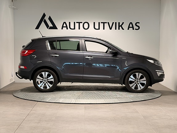 Kia Sportage 2 of 5
