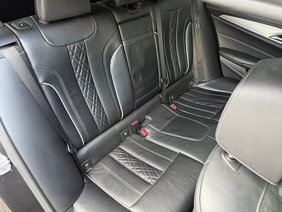 BMW M550d 25 of 30
