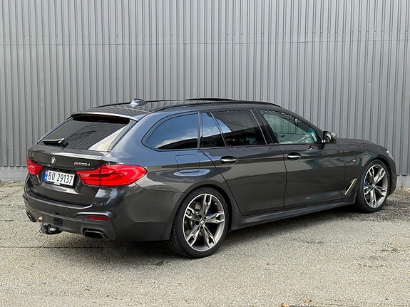 BMW M550d 5 of 30