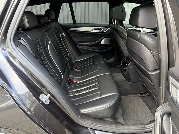BMW M550d 26 of 30