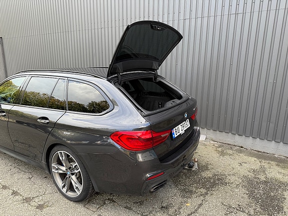 BMW M550d 8 of 30
