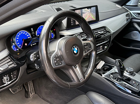 BMW M550d 11 of 30