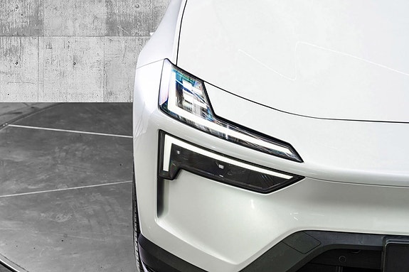 Polestar 4 4 of 5