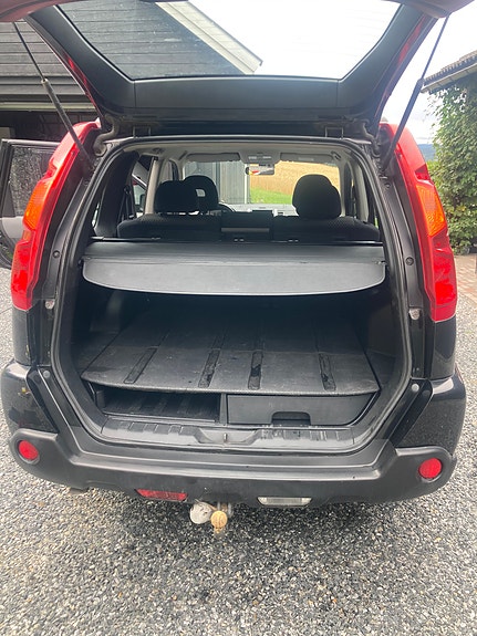 Nissan X-Trail 15 of 19