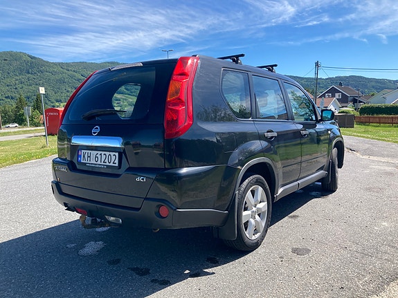 Nissan X-Trail 5 of 19