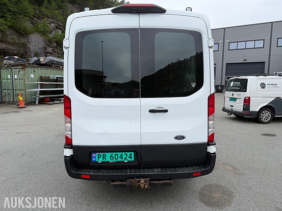 Ford Transit 4 of 5