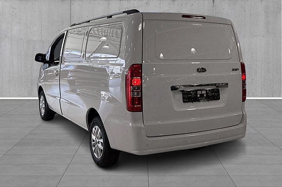 JAC M3EV 6 of 18
