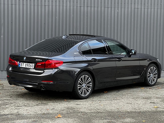 BMW 5-Serie 4 of 5