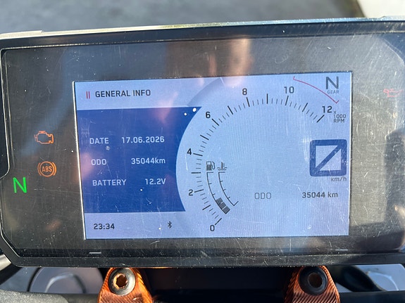 KTM 125 Duke 7 of 7