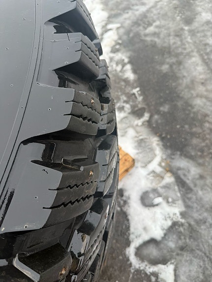 Nokian 650/65R42 dekk, kr 25 000,-